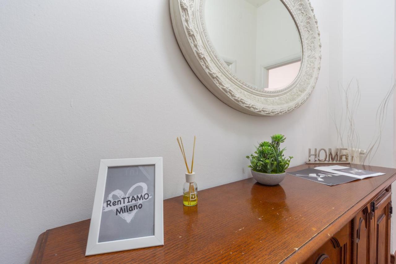 House Romana Center Apartment Milan Bagian luar foto